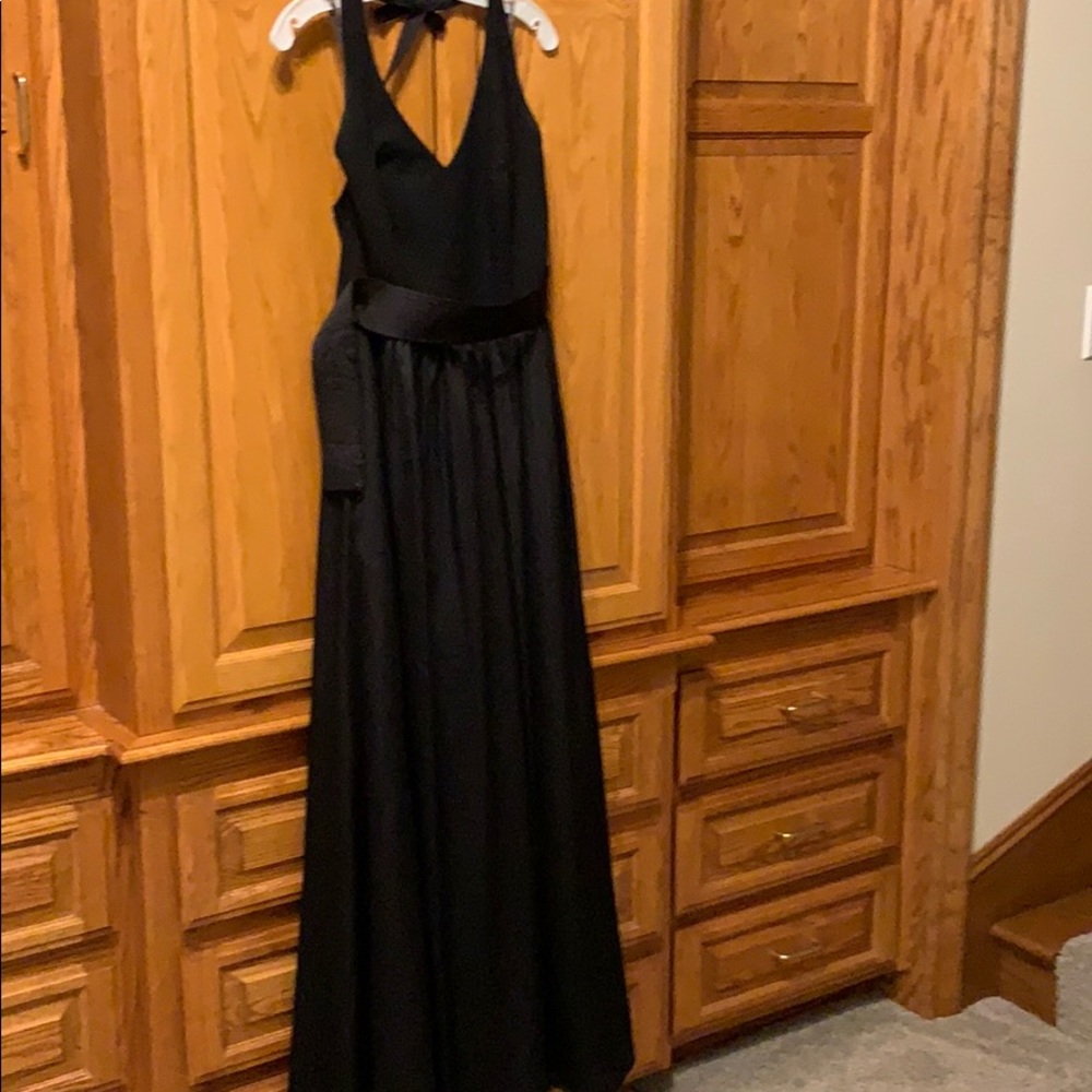 White by Vera Wang - Black V Neck
